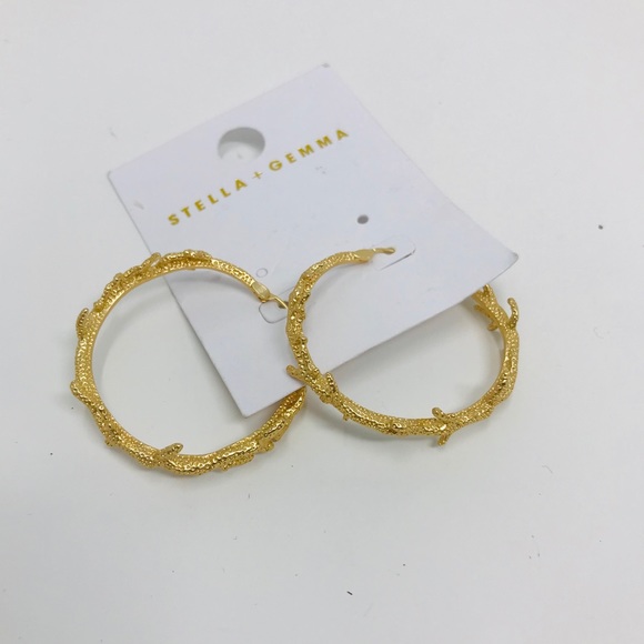 STELLA + GEMMA EARRING FROND MATT GOLD - Picture 6 of 7